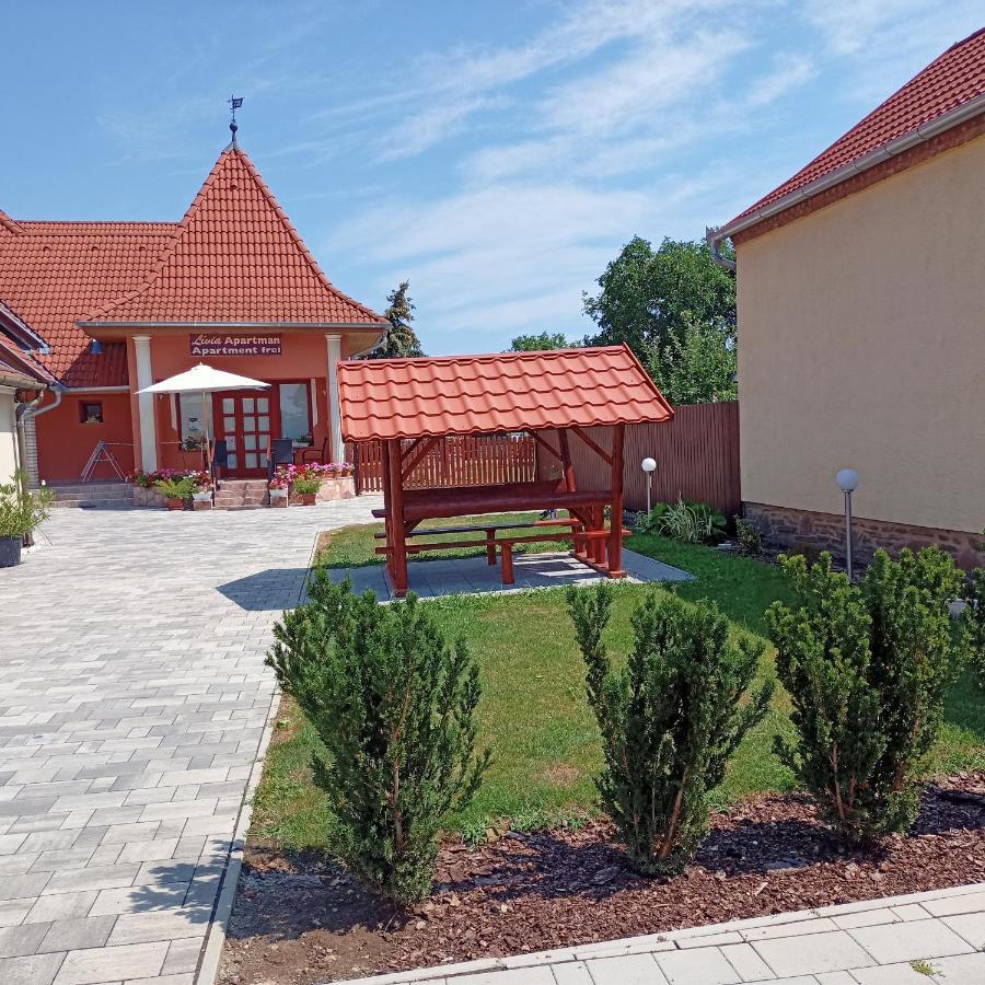 Livia Apartman Bük Exterior foto