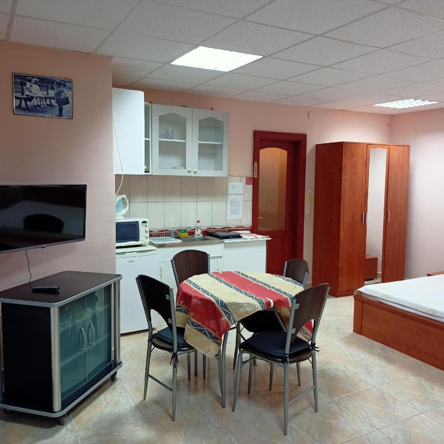 Livia Apartman Bük Exterior foto